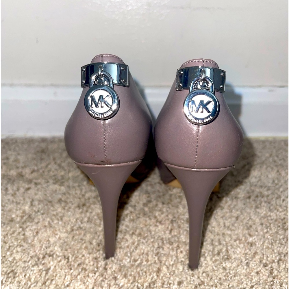 Michael Kors Pumps